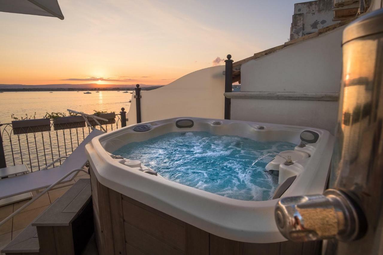 Palazzo Alfeo Apartahotel Syracuse